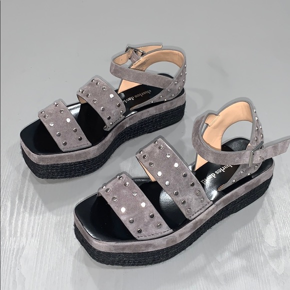 Charles David Women's Madeira Sandal - Picture 2 of 11